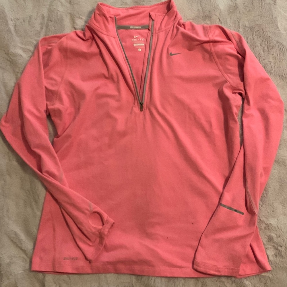 Light pink Nike quarter zip, large